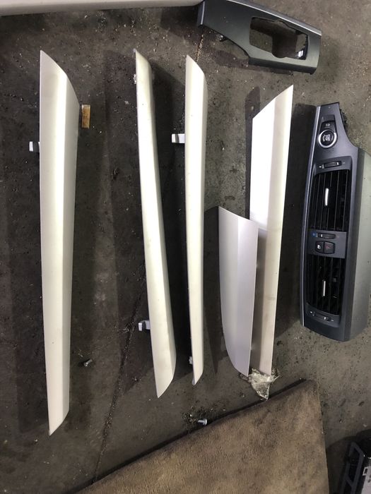 Интериорни лайстни бмв х3 ф25 ( interiorni laistni bmw x3 f25 )