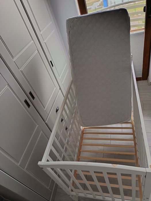 Pat  pentru copii cu saltea