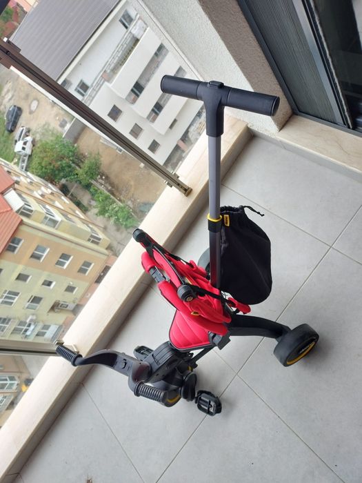 Tricicleta Doona Liki Trike S3 Flame Red model
2019
Tricicleta Doona