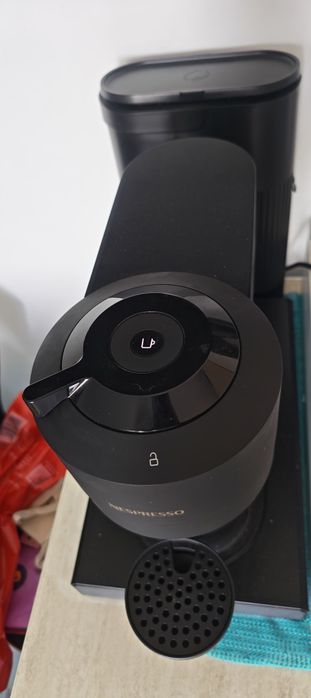 Nesspresso Vertuo Next Black