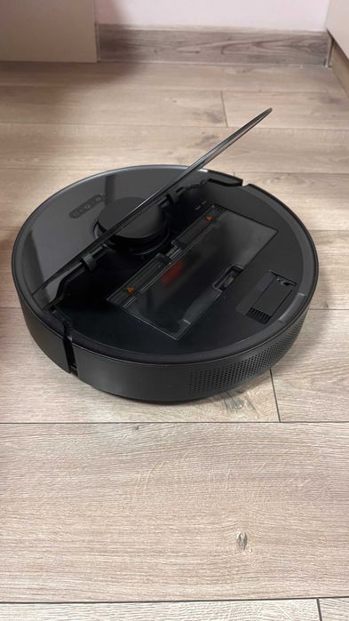 Робот прахосмукачка - DreamBot L10 Pro