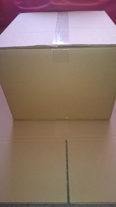 Cutii carton CO3 modele medii 24x18x30/27x20x40 cm.