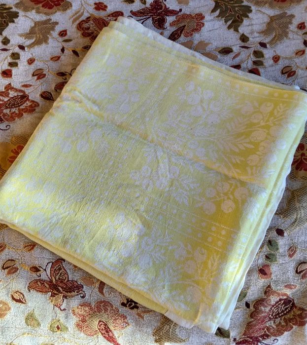 Тюль , скатерти. покрывало,пледы