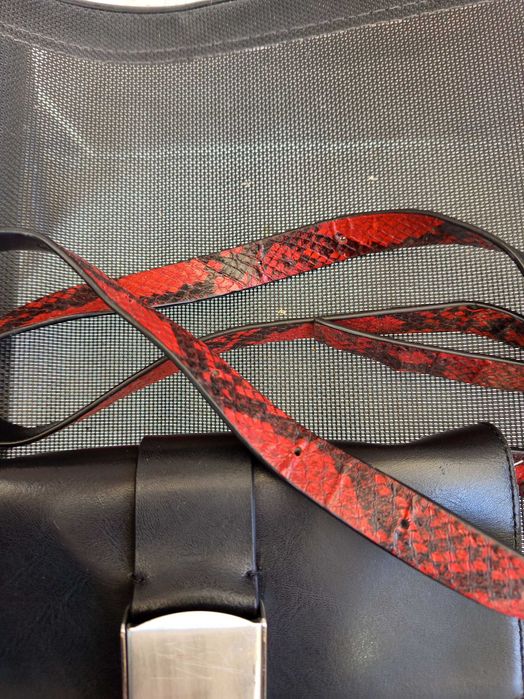 MCQ Alexander McQueen кожена чанта