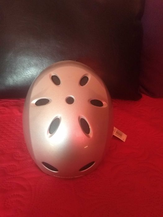 Нова каска Trespass