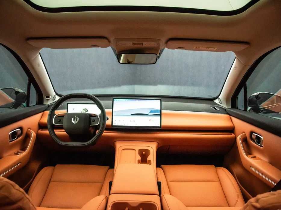 Leapmotor C10 gibrid va elektor 2025 nasiya va naxt