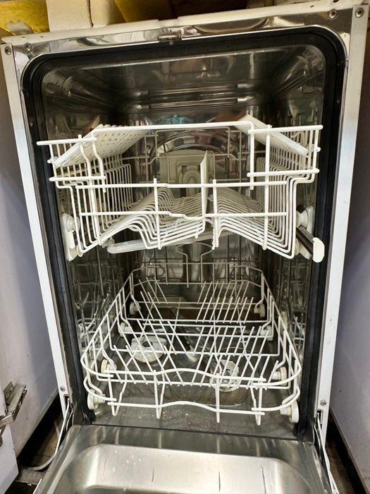 Посудомоечная машинка