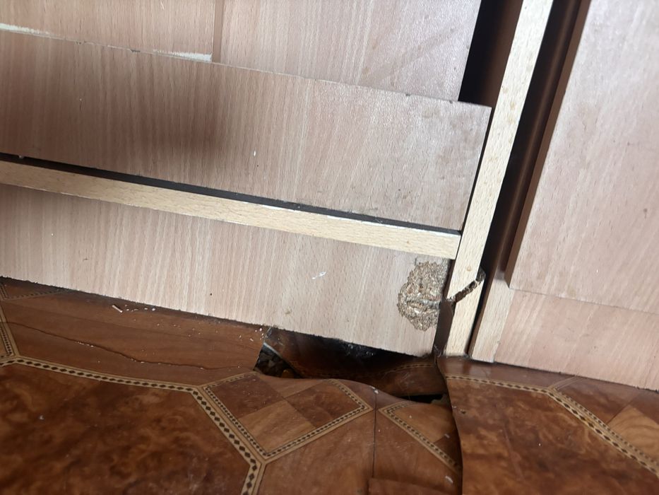 Отдам шкаф в прихожую
