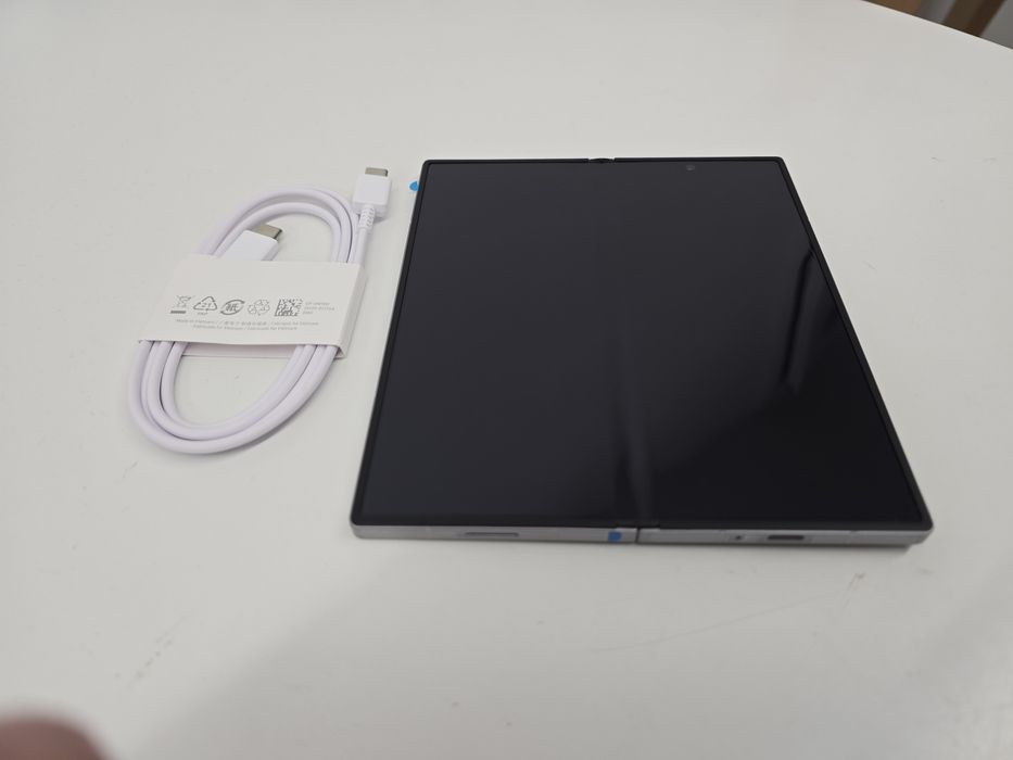 Samsung Z fold 6