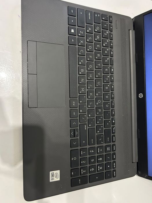 Продам ноутбук HP G8