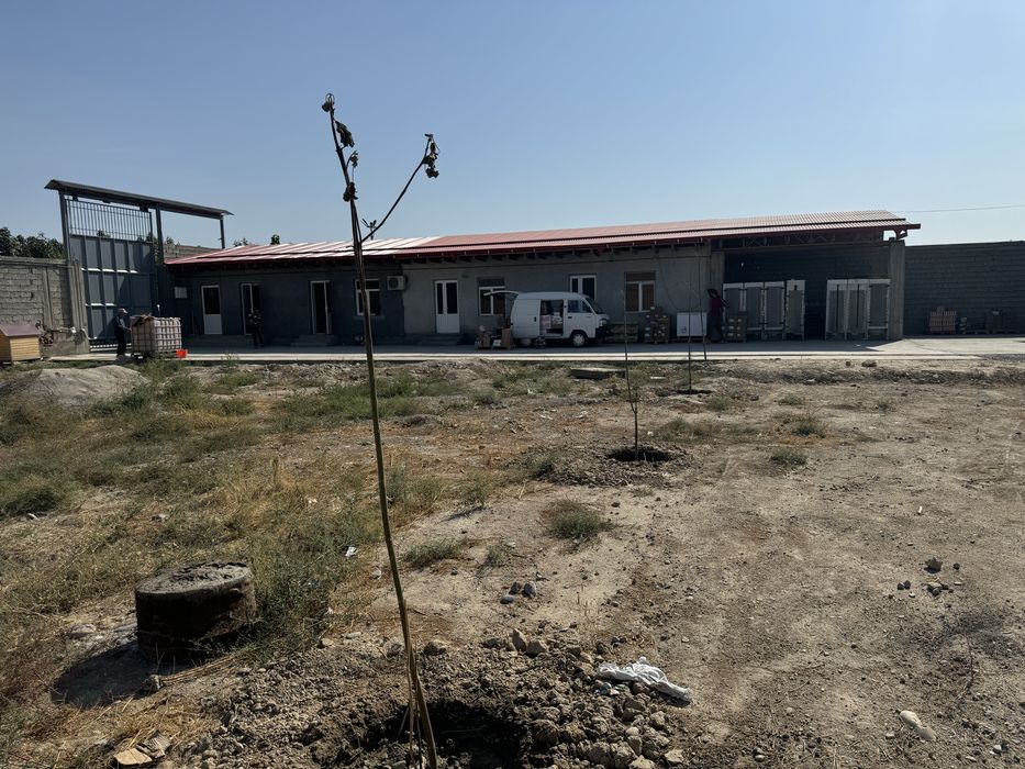 Продаётся Склад в доль дороги 25 соток