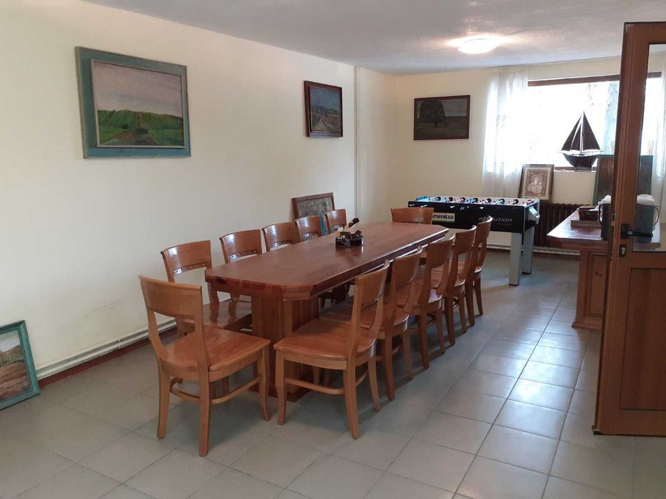 Дава се под наем Къща в Разлог - 200 кв.м за 153 € - Снимка #7