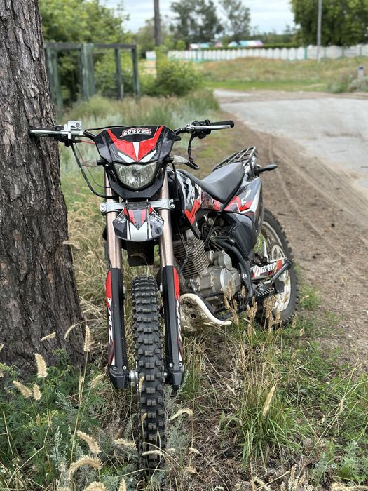 Продам эндуро 250