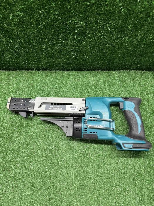 Винтоверт за гипсокартон Makita DFR550