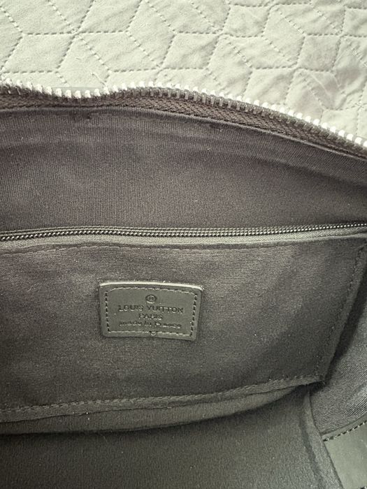 Louis Vuitton чанта