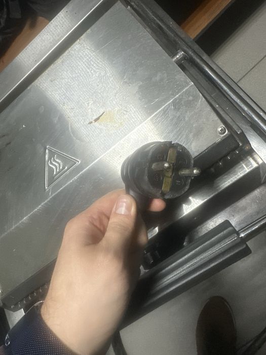 Прижимной гриль для донеров и сендвичей