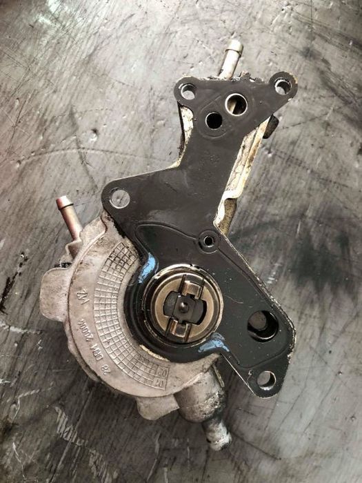 pompa vacuum  1.9 tdi awx 131 cp passat b5 audi a4 b6 vw passat b5 skoda superb
