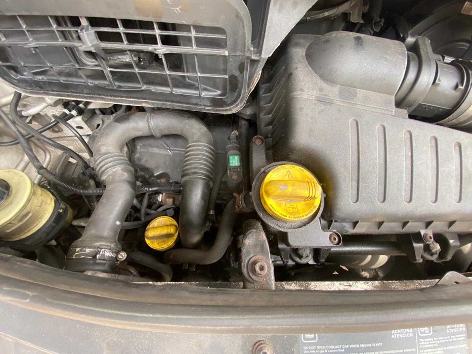 Motor CU Sistem de Injectie Renault Trafic / Opel Vivaro 2.0 dCi Euro5 M9R 2010 2011 2012 2013 2014