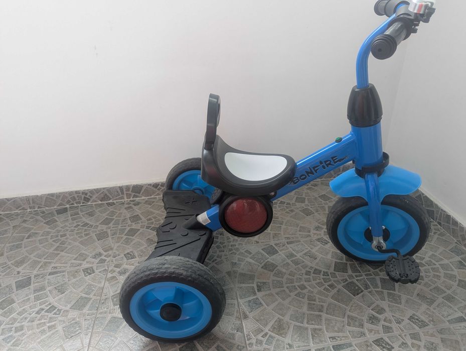 Детско колело триколка