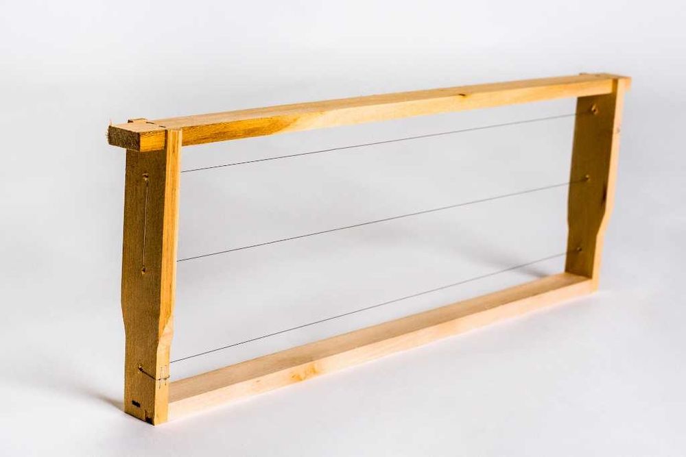 Пчелни рамки от липа с хофманов уширител ,прави - сковани и обтелени