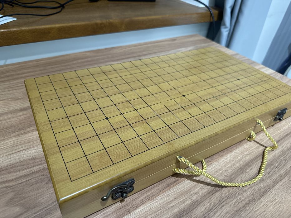 Доска для игры в Го