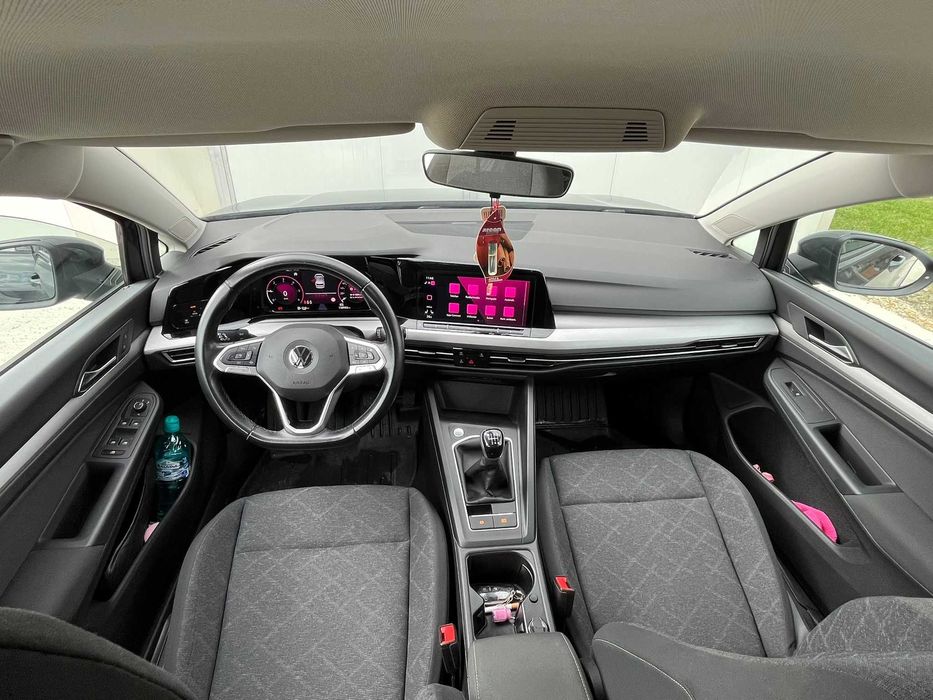 VW Golf 8 2021, 2.0 TDI - 16.199 euro - pret redus de la 16.499 euro