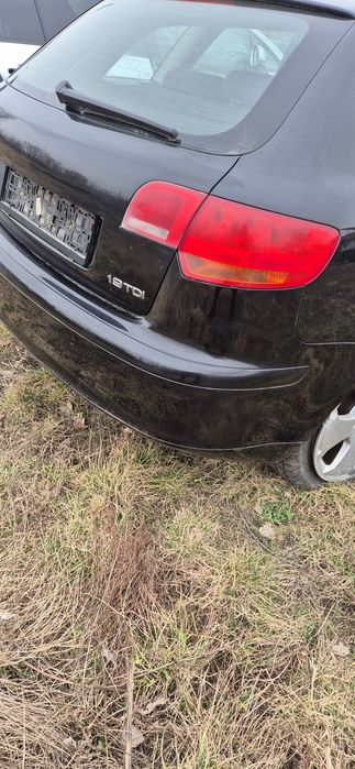 Bara,spoiler spate audi a3 8p LZ9Y