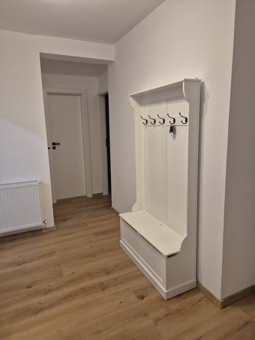 Inchiriez apartament, et. 1, Cartier Strand