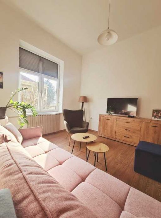 Дава се под наем Тристаен апартамент в Пловдив, Централна гара - 84 кв.м за 357 € - Снимка #1