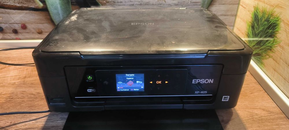Цветен принтер със скенер EPSON XP-405