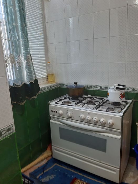 Ijaraga beriladi 2 -etaj 3xonali. Сдается в аренду. Динамо.