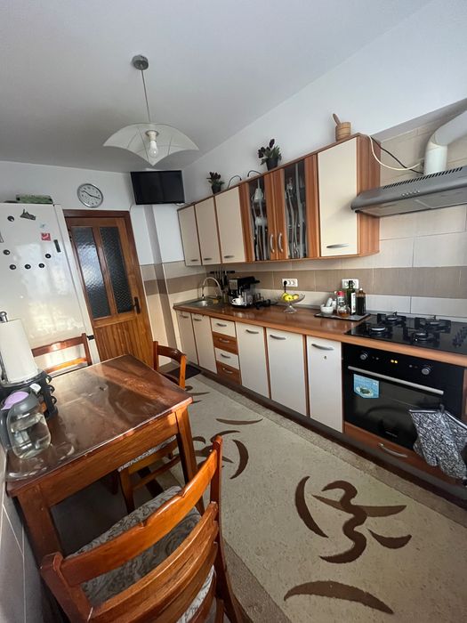 Apartament decomandat 2 camere.