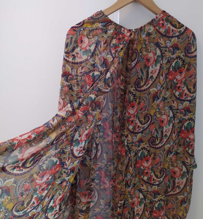 Tunica S/M Nou cu eticheta