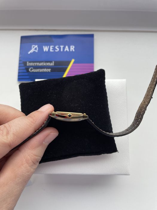 Наручные часы Швецария