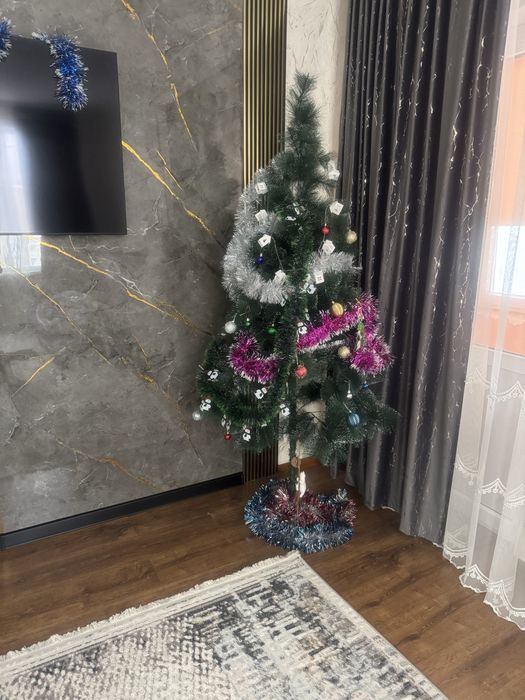 Ёлка новогодняя