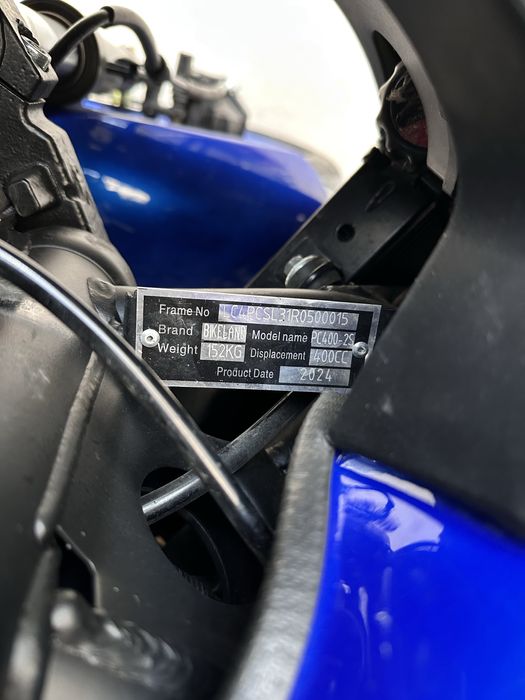 Мотоцикл 400 куб