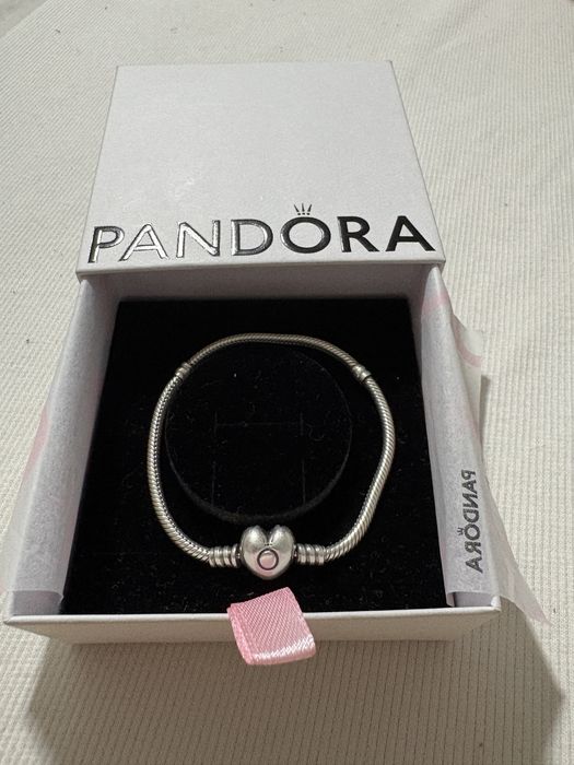 Pandora гривна.