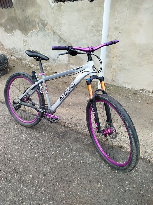 Продам велик атомик