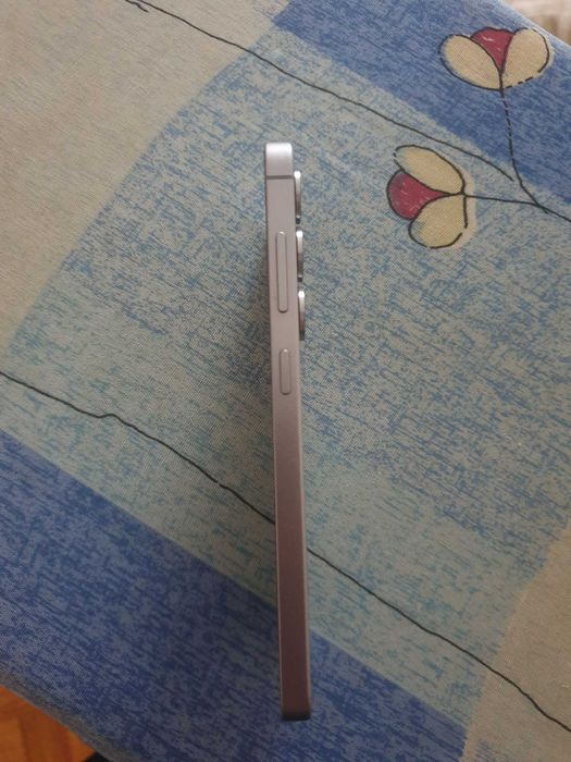 Samsung Galaxy S25 Silver