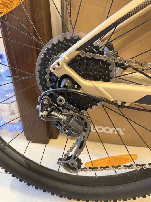 Scott Contessa Active 20 - 27.5” (S) - An 2020 - Shimano Deore - Rockshox XC30 - Frane hidraulice - Stare excelenta