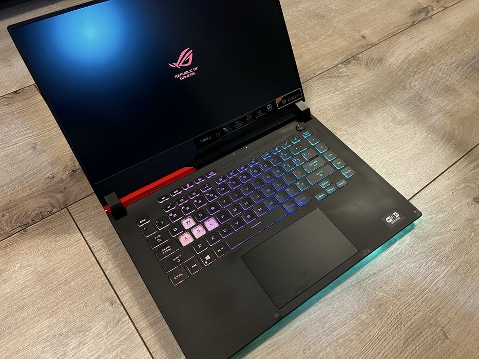 Laptop gaming ASUS ROG Strix G513IC Ryzen 7 4800H RTX3050 4gb 16gb Ram 144hz 512gb SSD