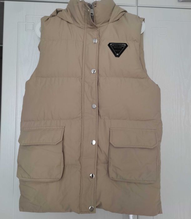 Женская безрукавка