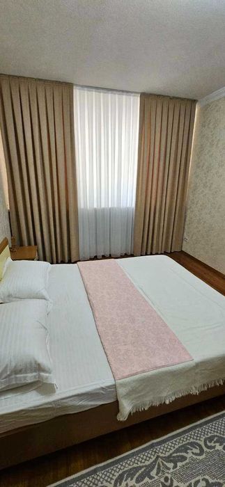 аренда 3х комнатной кв за Буз Базаром метро Горького