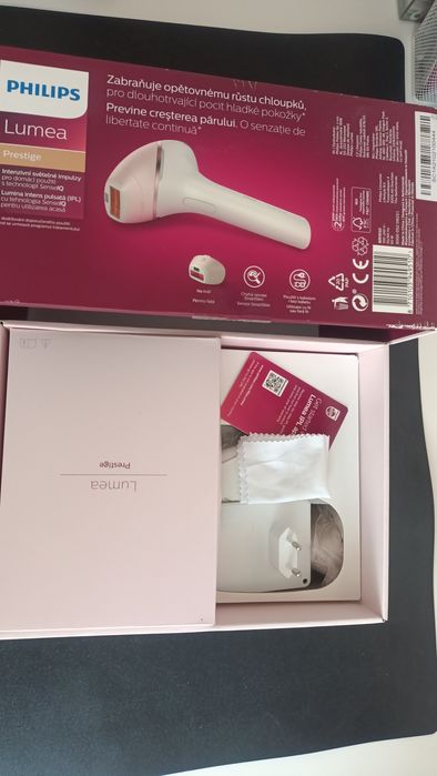 Epilator IPL Philips Lumea Prestige BRI950/00