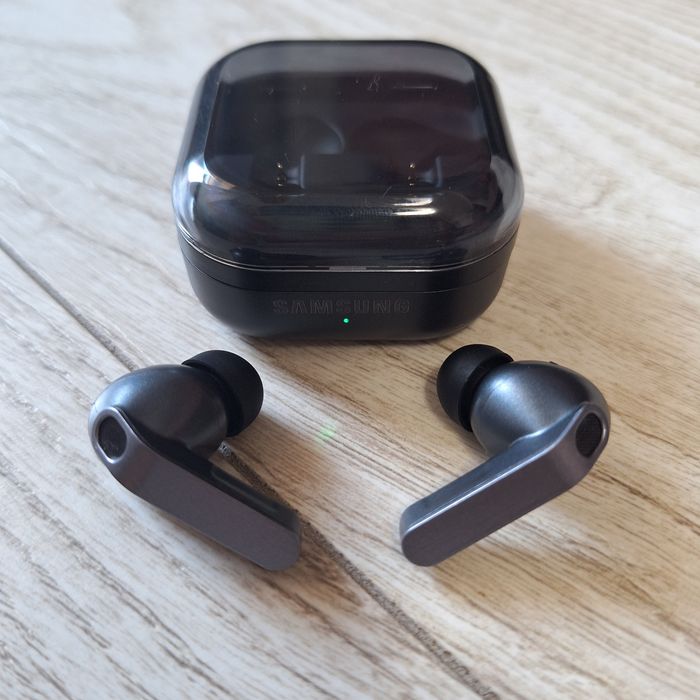 Casti wireless tip Samsung Galaxy Buds 4 Pro NU SUNAȚI