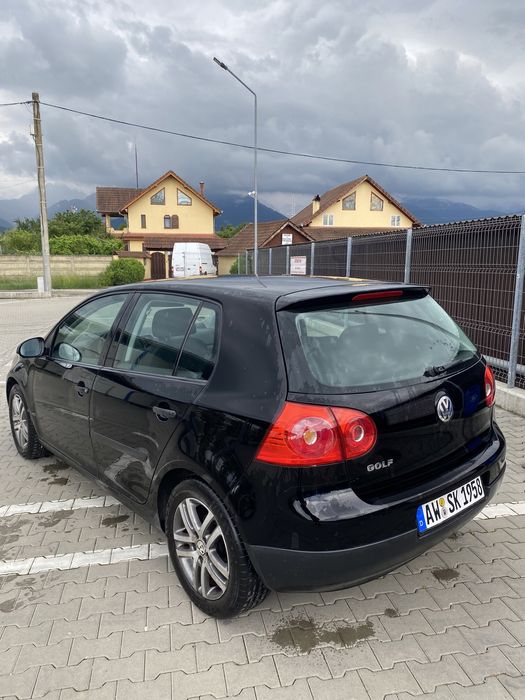 Vand Golf 5 -1.4 benzina