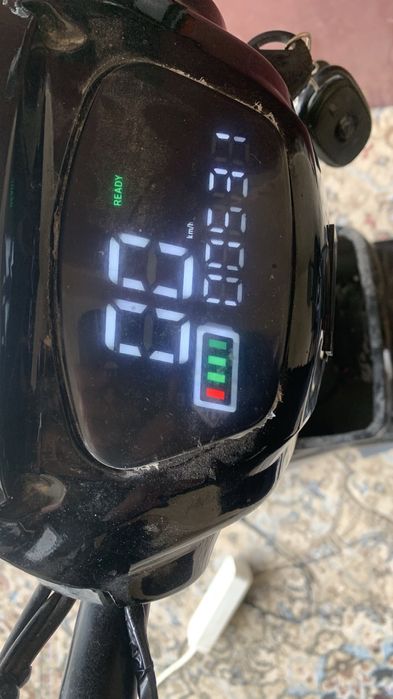 Скутер sk8 сатлады