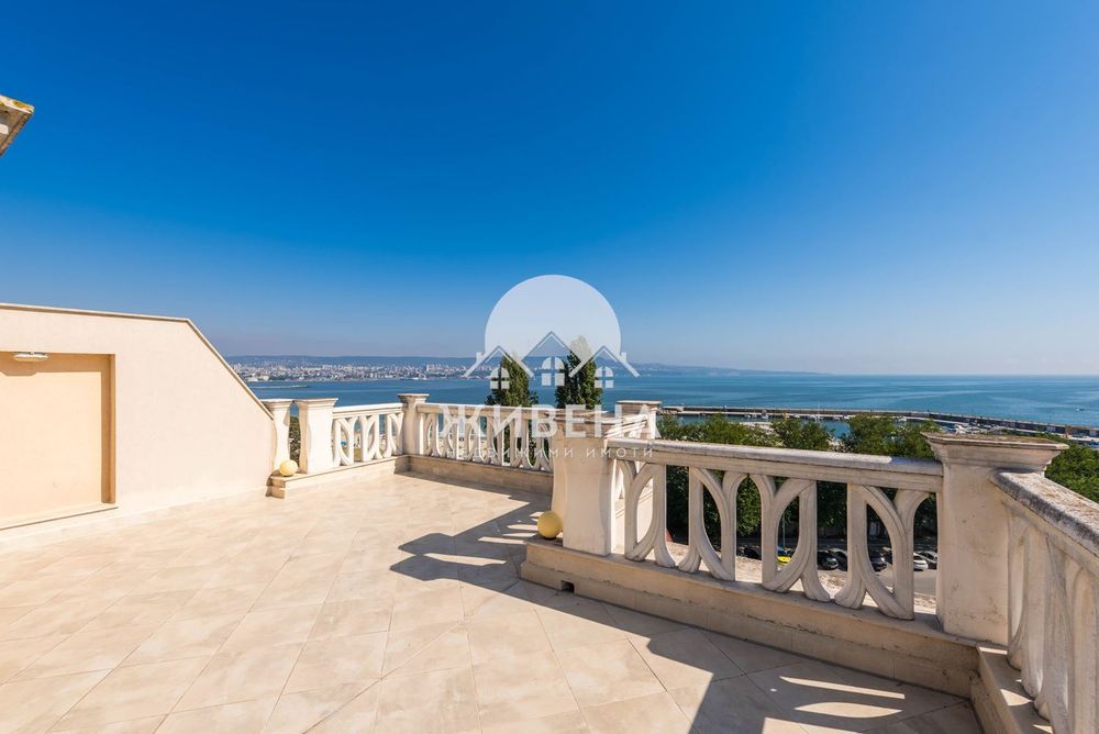 Продава се Двустаен апартамент в Варна, Аспарухово - 196 кв.м за 868 €/кв.м - Снимка #11