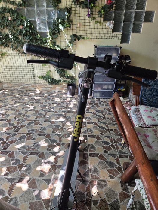 Trotineta JEEP JAF dual motor