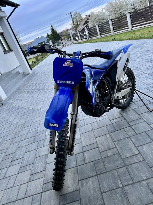 Vând YAMAHA YZF 426